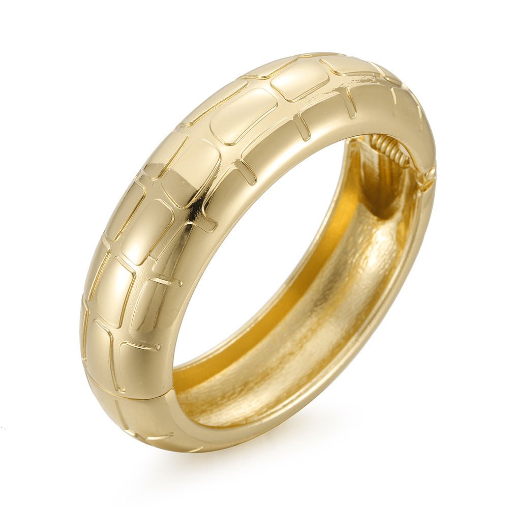 ACOOE 14K Gold - Plated Luxe Textured Bracelet 01 - ACOOE