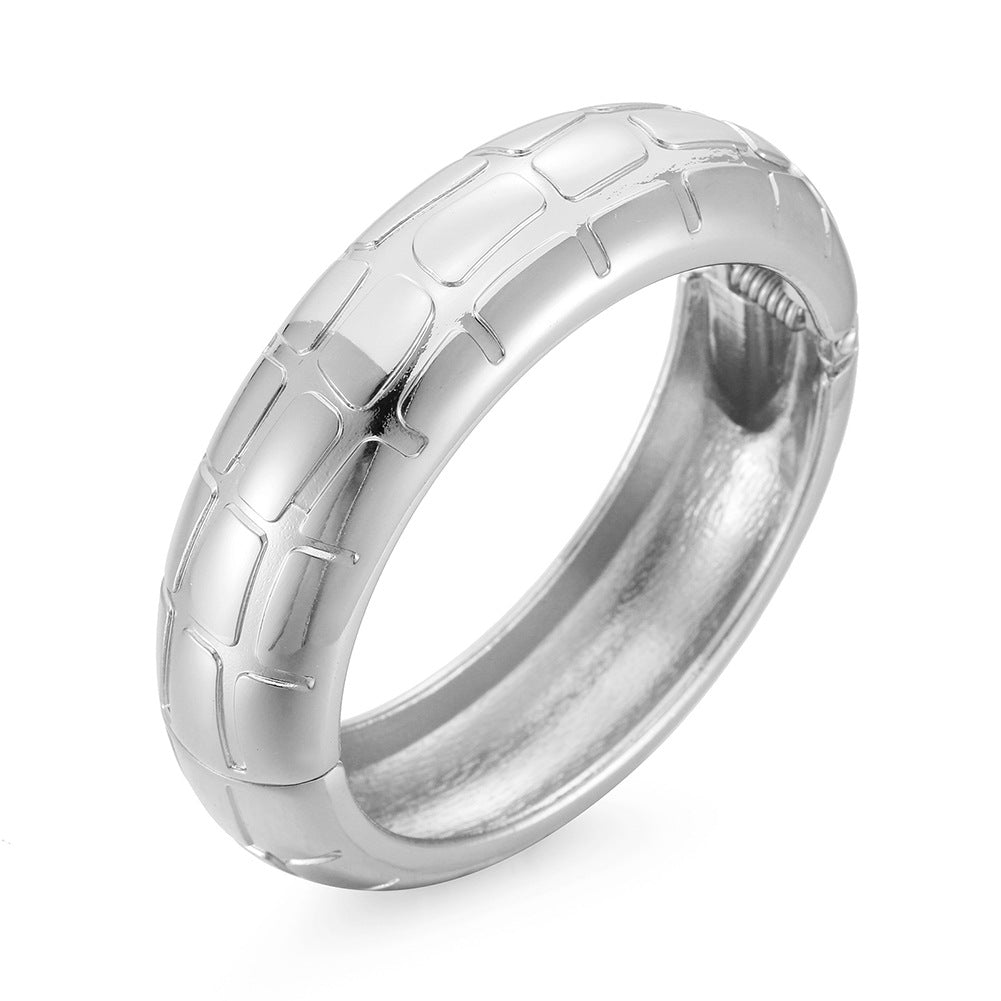 ACOOE 14K Gold - Plated Luxe Textured Bracelet 01 - ACOOE