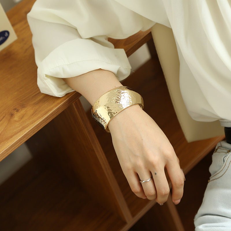 ACOOE 14K Gold - Plated Luxe Textured Bracelet 04 - ACOOE