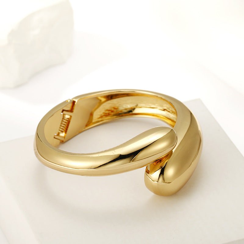 ACOOE 14K Gold Waterdrop Bangle 02 - ACOOE