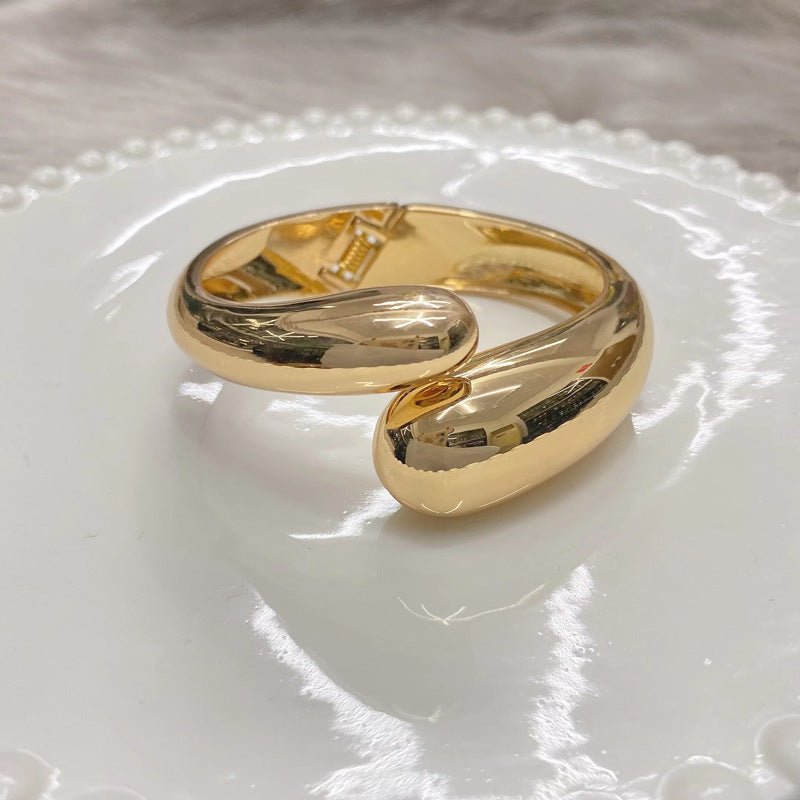 ACOOE 14K Gold Waterdrop Bangle 02 - ACOOE