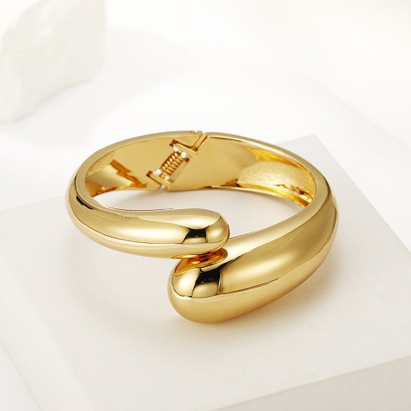 ACOOE 14K Gold Waterdrop Bangle 02 - ACOOE