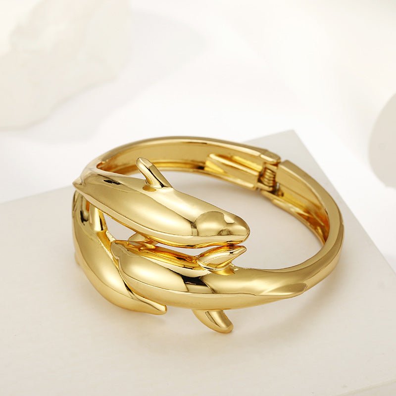 Acooe 18K Dolphin Gold Bracelet 02 - ACOOE