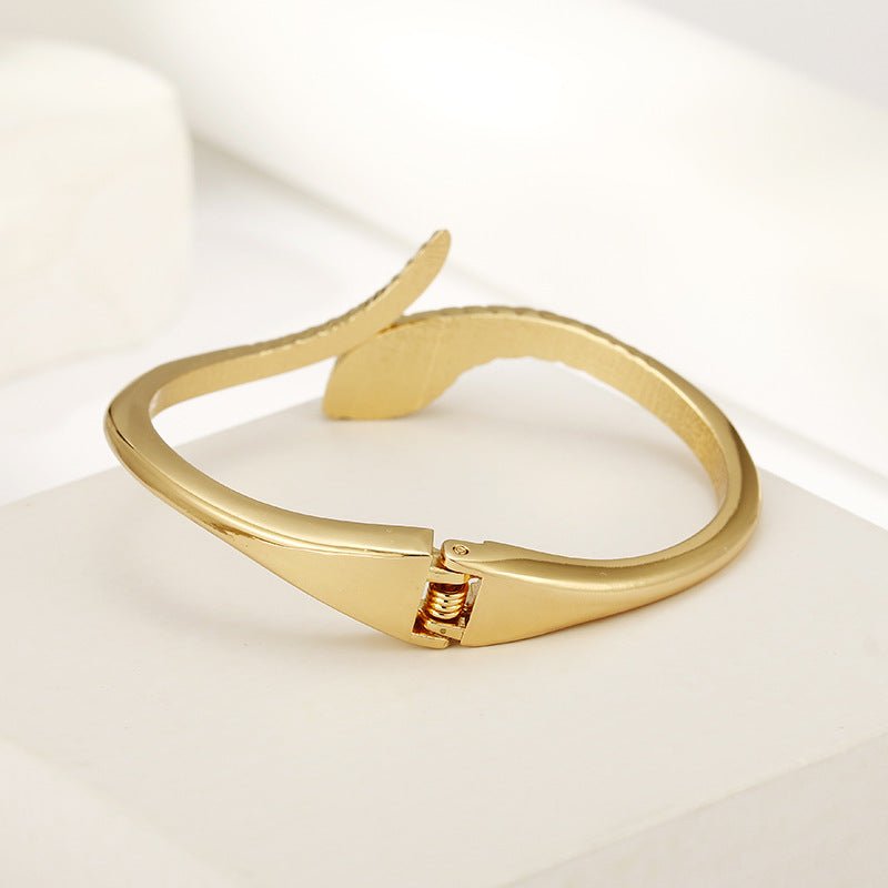 ACOOE 18K Gold Fashion Snake Bracelet for gift 05 - ACOOE