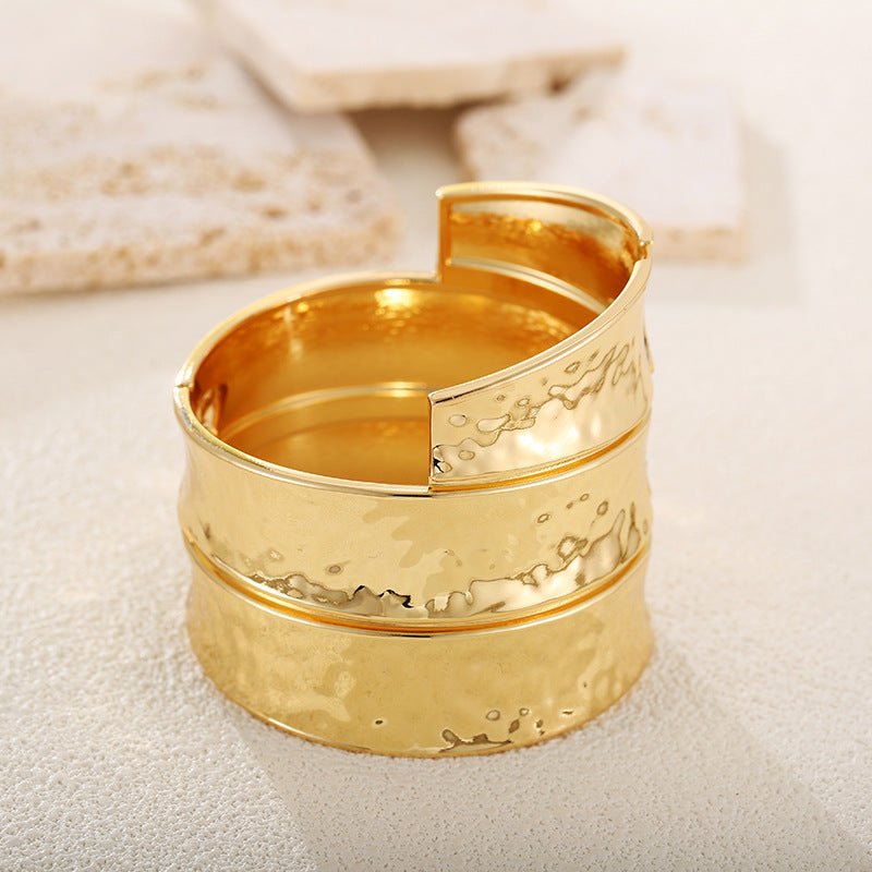 ACOOE 18K Large Glossy Gold Bracelet 05 - ACOOE