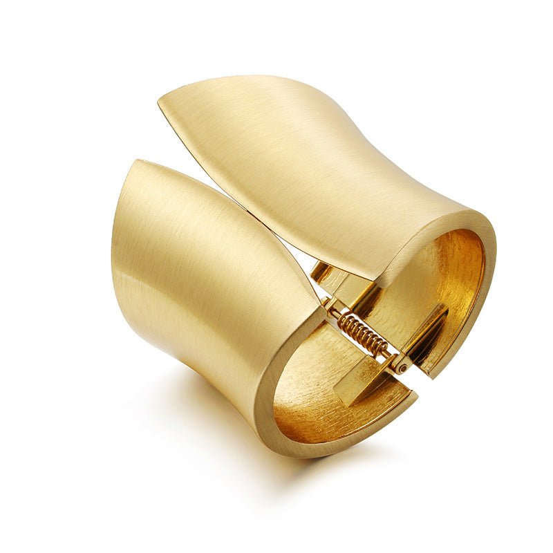 ACOOE 18K Large Glossy Gold Bracelet 08 - ACOOE