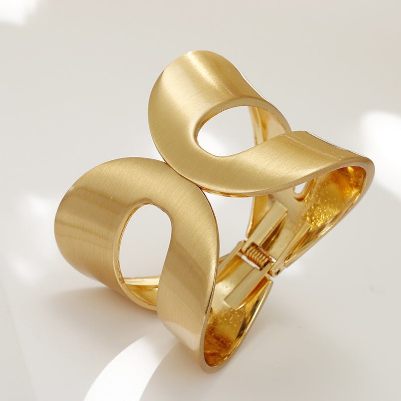 ACOOE 18K Large Glossy Gold Bracelet 11 - ACOOE