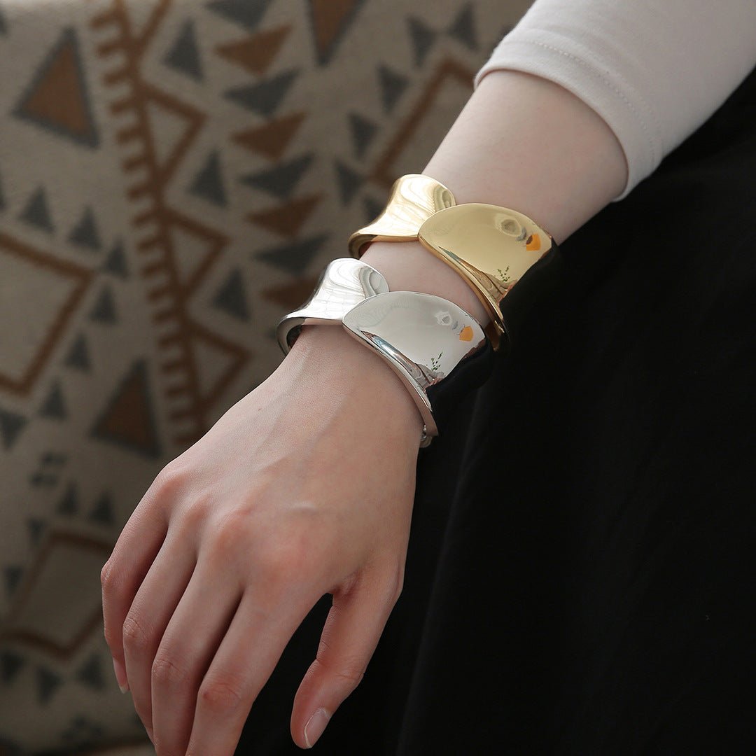 ACOOE 18K Large Glossy Gold Bracelet 12 - ACOOE