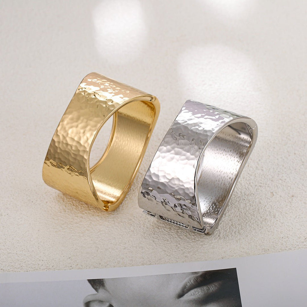 ACOOE 18K Large Glossy Gold Bracelet 17 - ACOOE