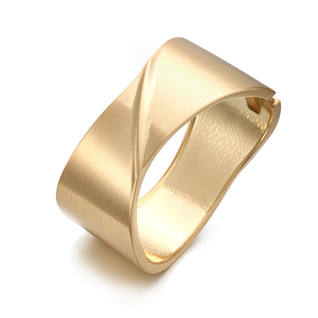 ACOOE 18K Large Glossy Gold Bracelet 19 - ACOOE