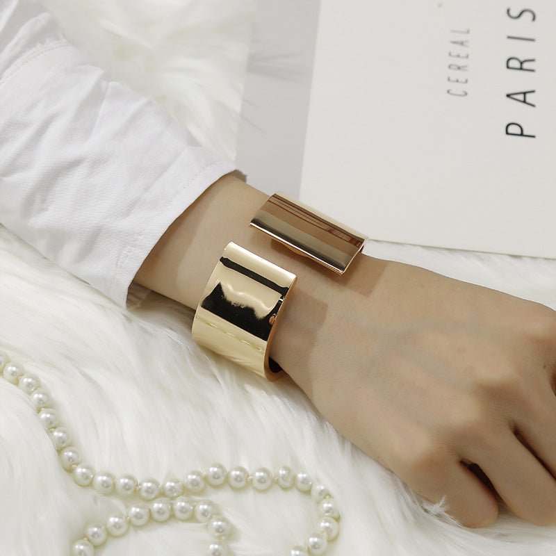 ACOOE 18K Large Glossy Gold Bracelet 22 - ACOOE