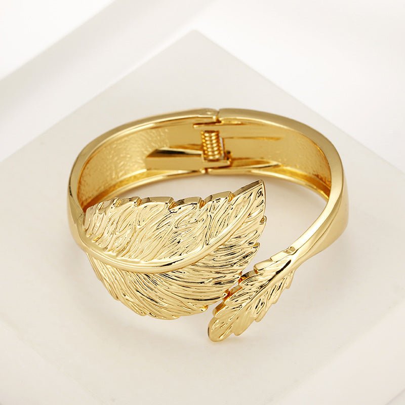ACOOE Chunky Gold Bangle Leaf Bracelets 01 - ACOOE