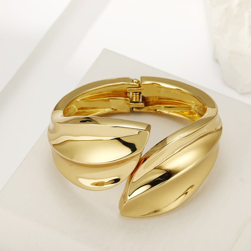 ACOOE Chunky Gold Bangle Leaf Bracelets 04 - ACOOE