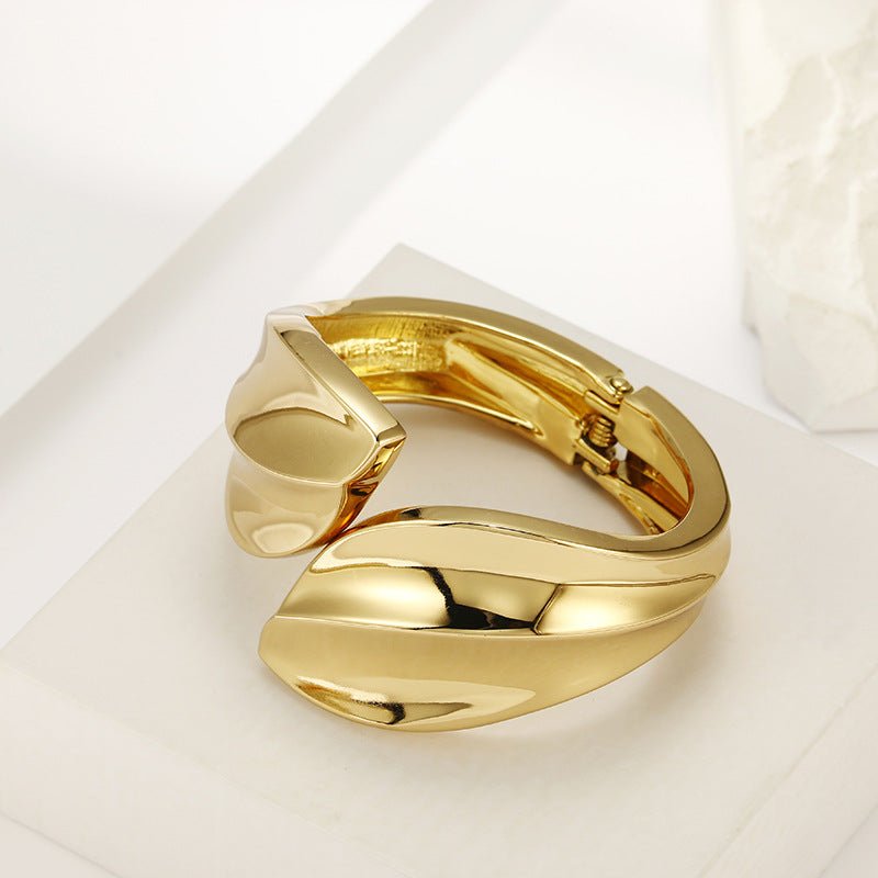 ACOOE Chunky Gold Bangle Leaf Bracelets 04 - ACOOE