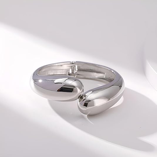 ACOOE Gold Polished Chunky Waterdrop Bangle 03 - ACOOE