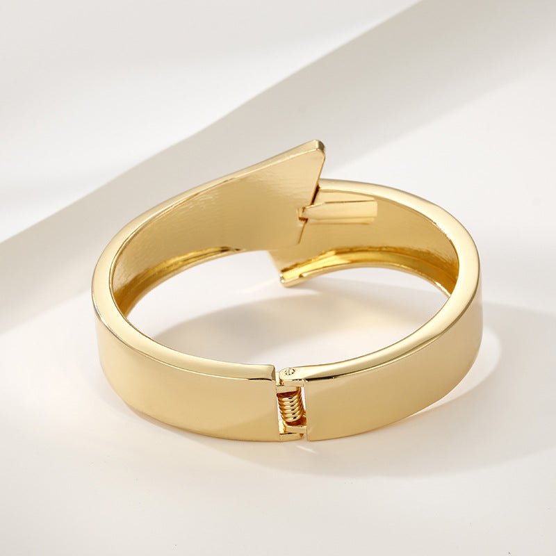ACOOE Large Glossy Gold Bracelet 23 - ACOOE