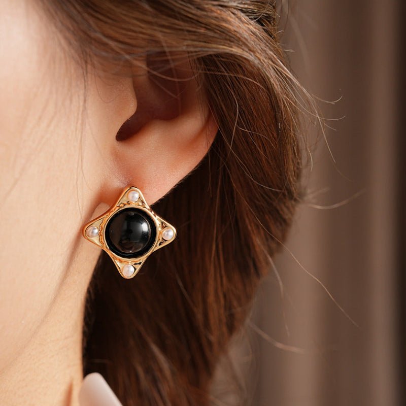 Vintage Diamond - Studded Lion Head Earrings - ACOOE